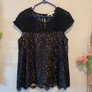 Lace Cap-Sleeve Top XL